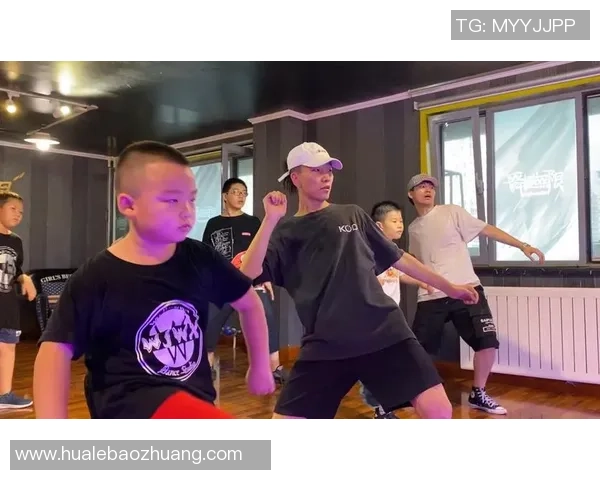 深圳街舞队力量表现数据分析揭示团队协作与个体技能的完美结合